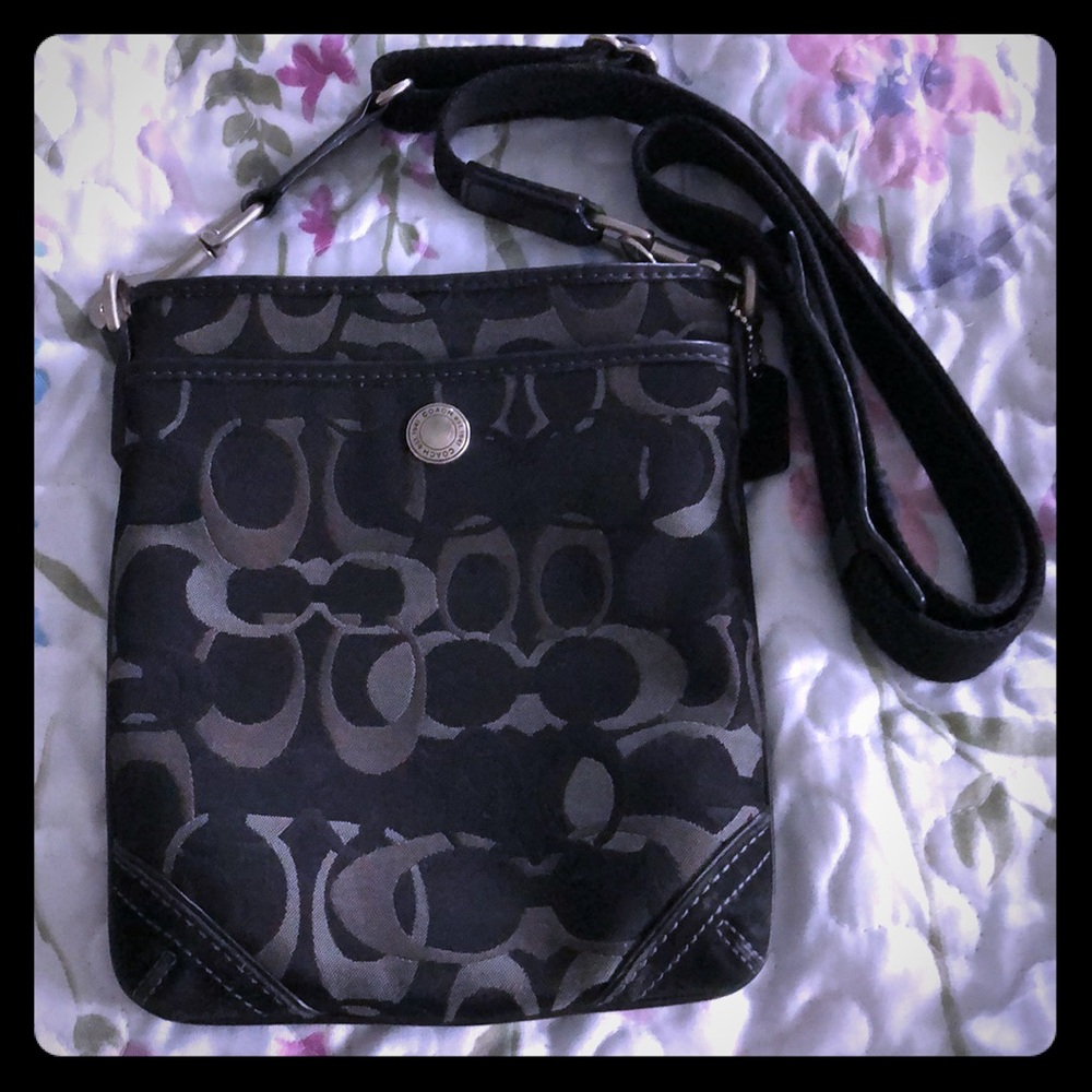 COPY - Coach crossbody